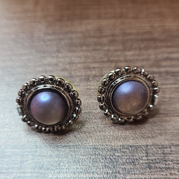 Unbranded Silver w/Purple Center Stud Earrings Ladies‎ Pre-Owned Fashion Vintage - Picture 4 of 4